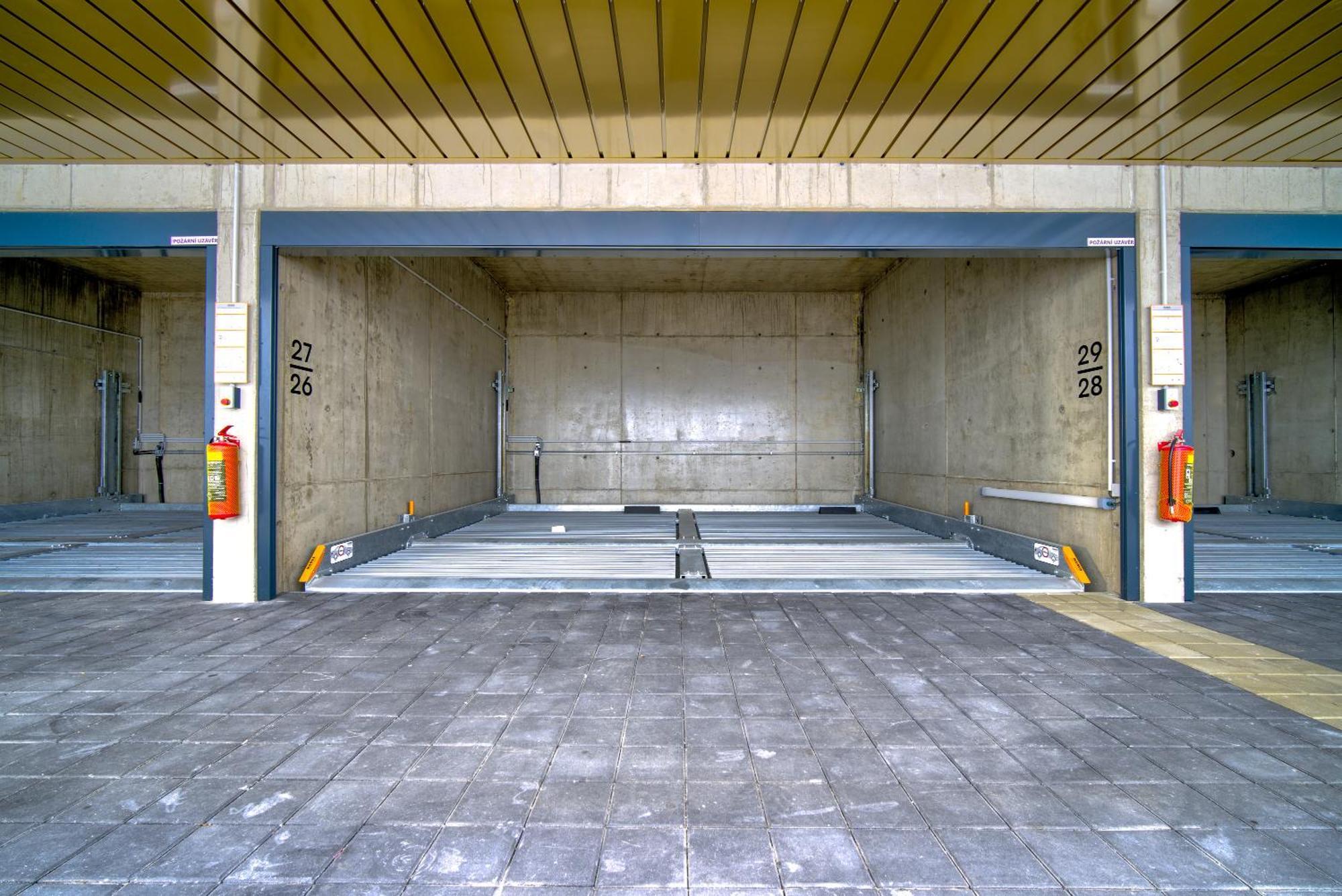 City Relax Apartments With Free Parking, 10 Mins Walk To City Centre Brno Exterior foto