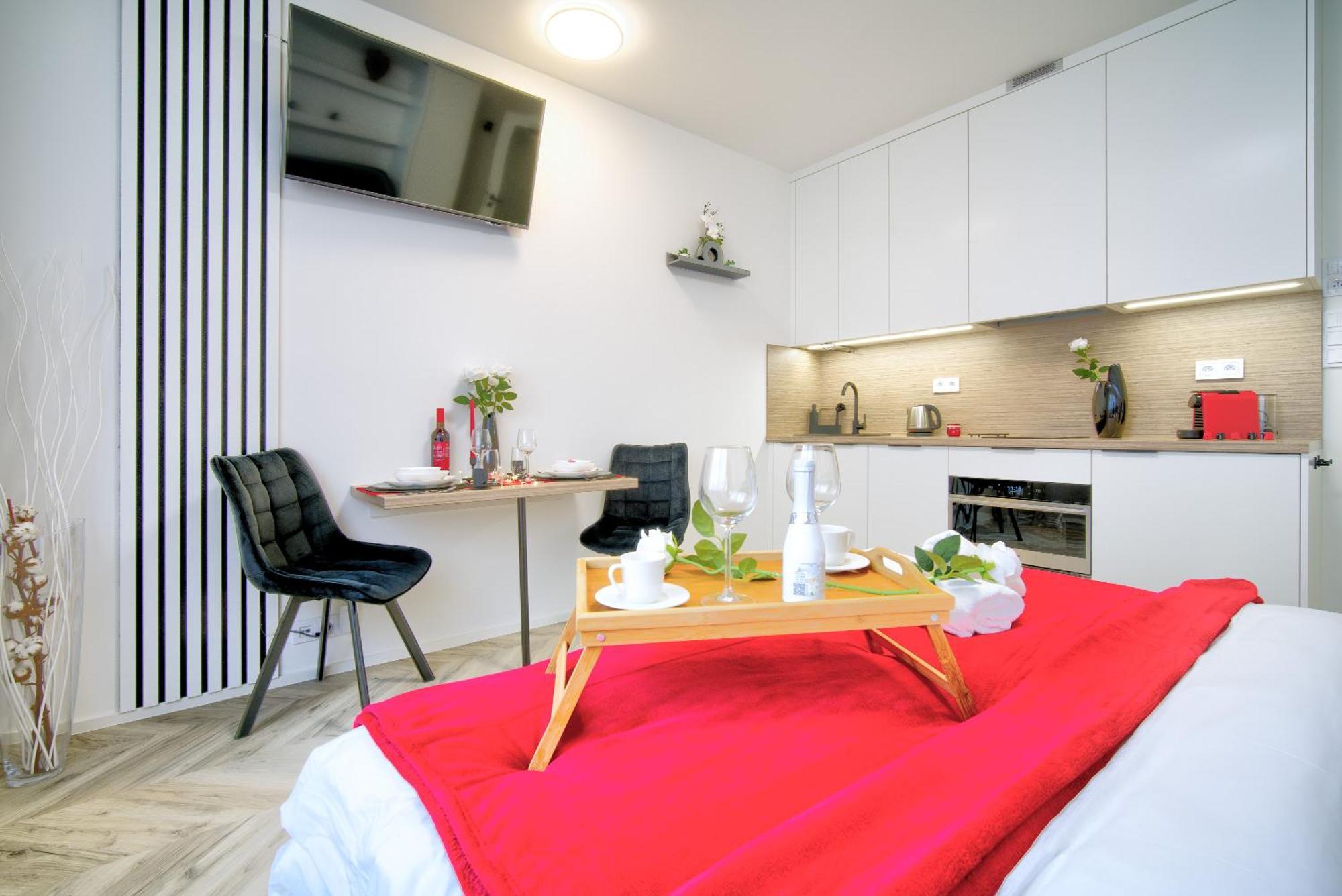 City Relax Apartments With Free Parking, 10 Mins Walk To City Centre Brno Exterior foto