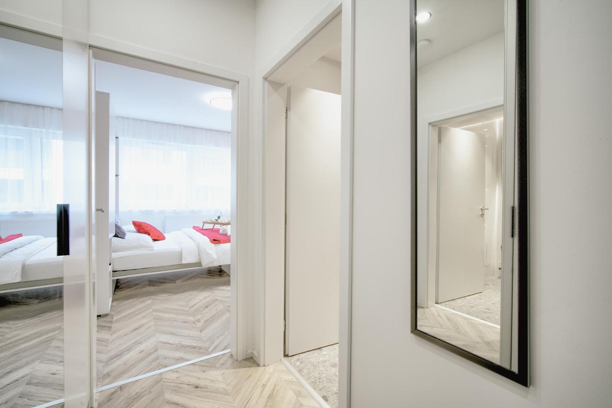 City Relax Apartments With Free Parking, 10 Mins Walk To City Centre Brno Exterior foto